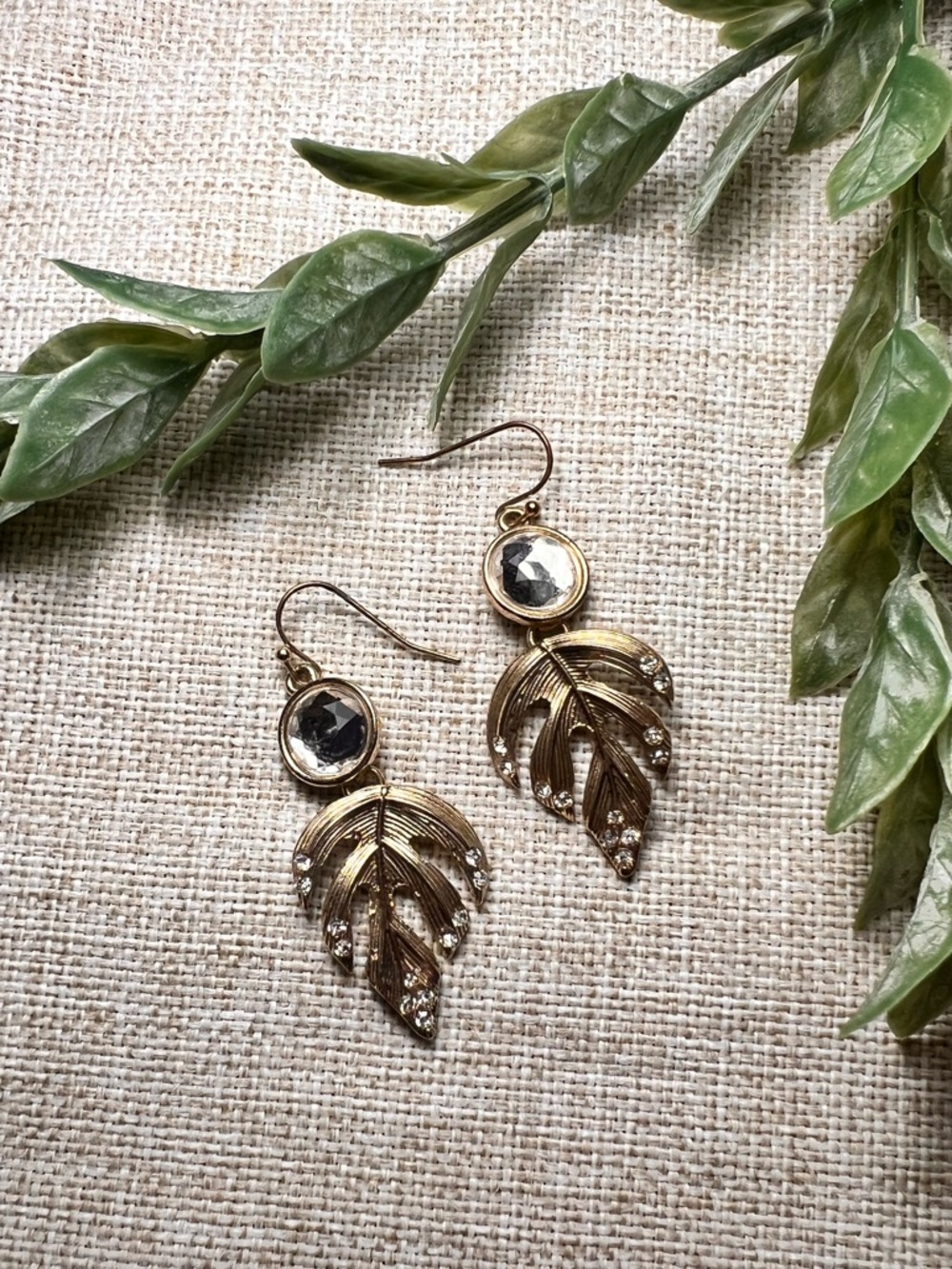 VINTAGE Gold Whimsy Palm Tree Leaf Crystal Dangle Earrings